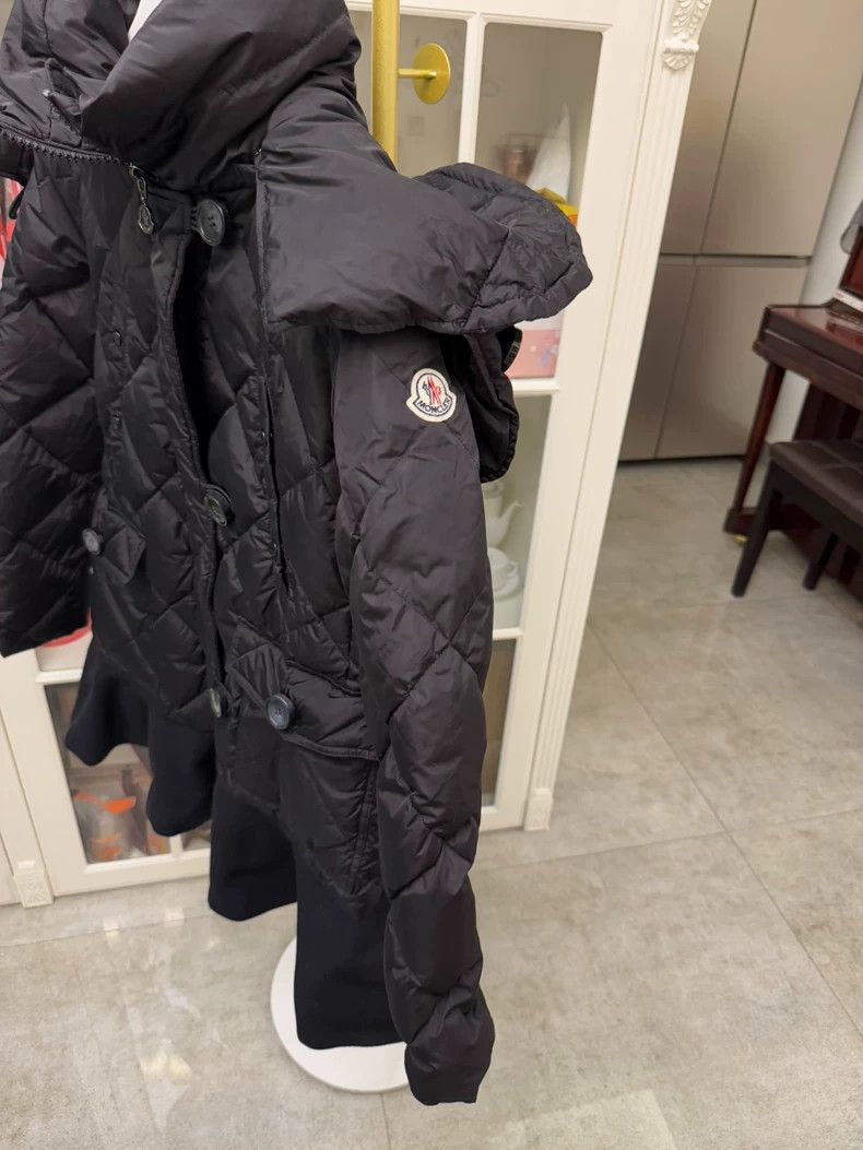 Moncler Black Moncler Puffer Coat with Ruffled Hem Size L / US 10 / IT 46 - 3 Thumbnail