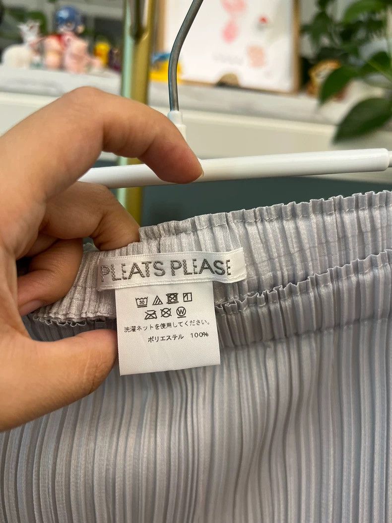 Issey Miyake Issey Miyake Gray Cropped Pants Size 3 Size 23" - 3 Thumbnail