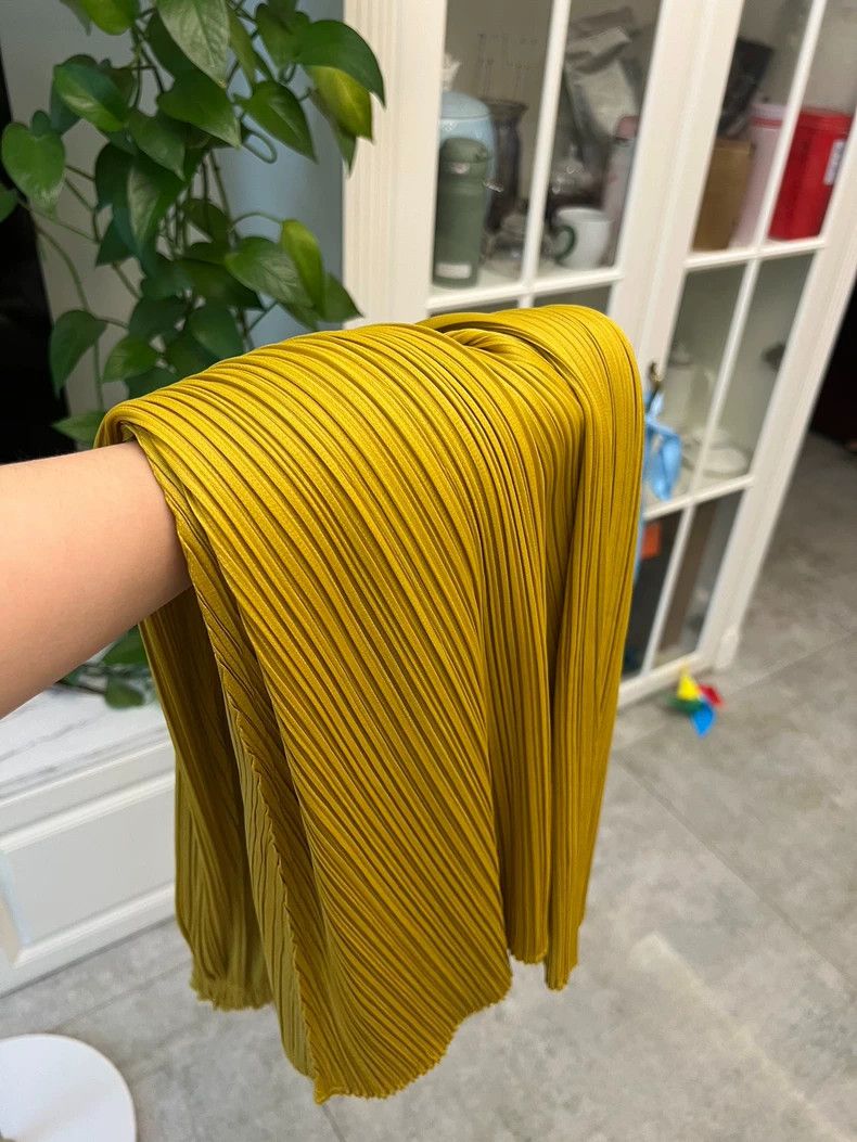 Issey Miyake Yellow Wide-Leg Pants by Issey Miyake Size 23" - 7 Thumbnail