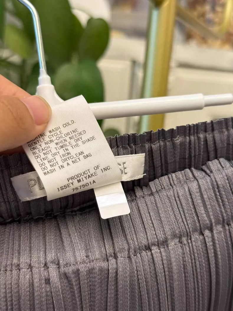 Issey Miyake Classic 7/10 Length Pants in Dark Gray Size 23" - 5 Thumbnail