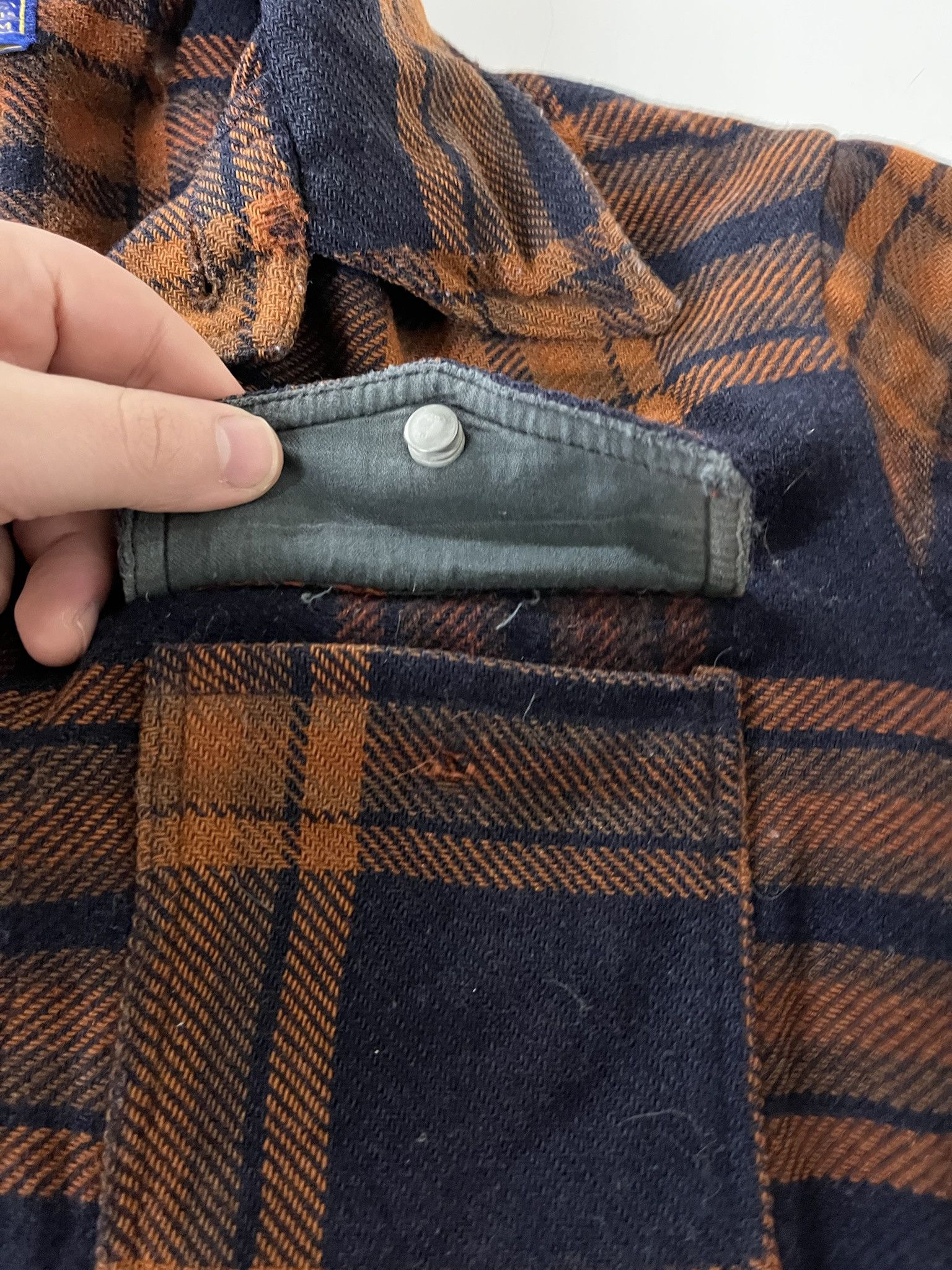 Flannel × Pendleton × Woolrich Woolen Mills Vintage 90s Pendleton Thick Navy Orange Plaid Flannel Shirt Size M Size US M / EU 48-50 / 2 - 2 Thumbnail