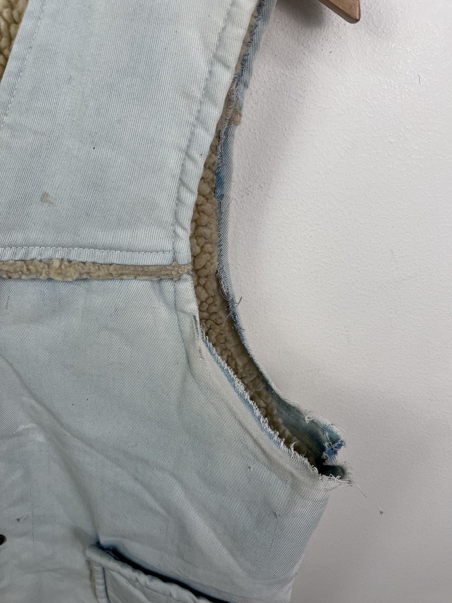Vintage Vintage 80s Sherpa Lined Vest Faded Denim Weathercaster Sheropa Denim Vest Size S Size US S / EU 44-46 / 1 - 4 Thumbnail