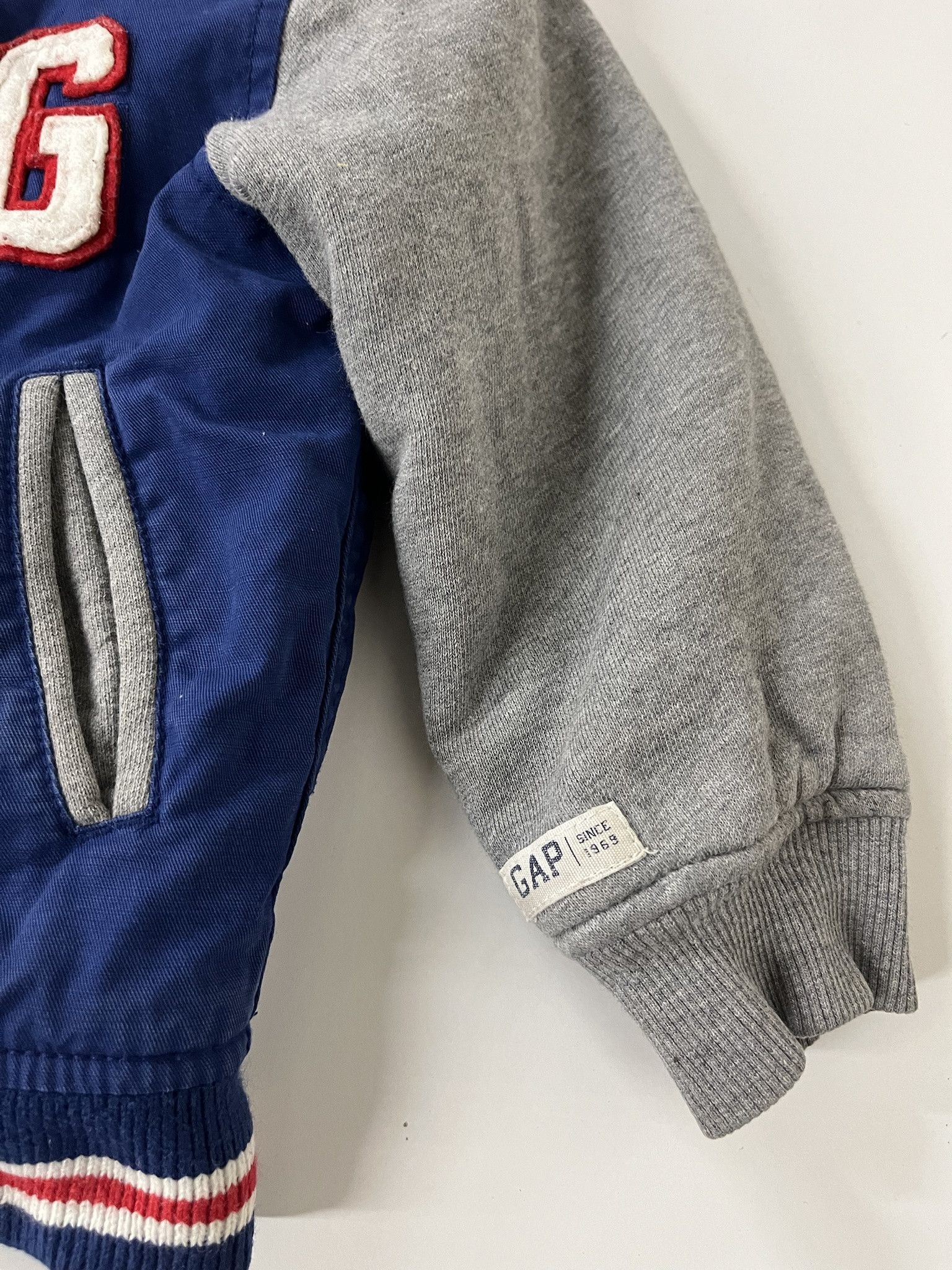 Vintage Vintage Baby Gap Y2K Superman Hooded Jacket Kids Jacket Size 4 Years Size US XXS / EU 40 - 2 Thumbnail