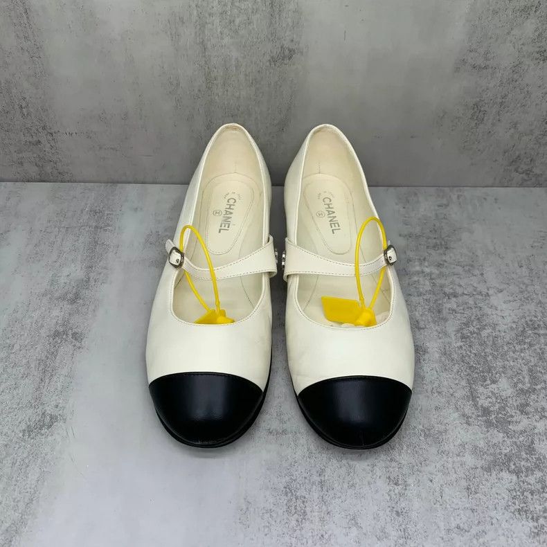Chanel Chanel Mary Jane Shoes with Diamonds Size US 6 / IT 36 - 4 Thumbnail