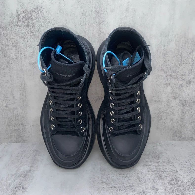 Alexander McQueen Alexander McQueen Black High-Top Martin Boots Size US 6 / IT 36 - 6 Thumbnail
