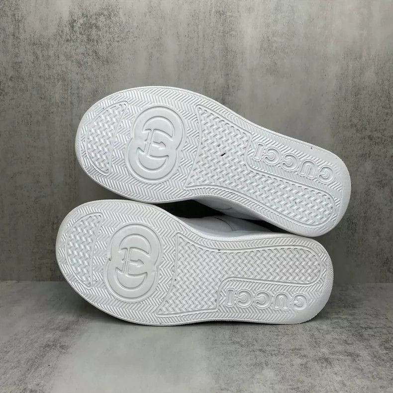 Gucci Gucci White Graphic Sneakers Size US 6 / IT 36 - 7 Thumbnail