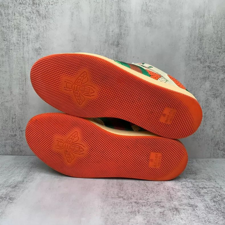 Gucci Gucci Strawberry Print Sneakers Size 36 Size US 6 / IT 36 - 7 Thumbnail