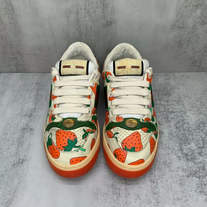 Gucci Gucci Strawberry Print Sneakers Size 36 Size US 6 / IT 36 - 4 Thumbnail