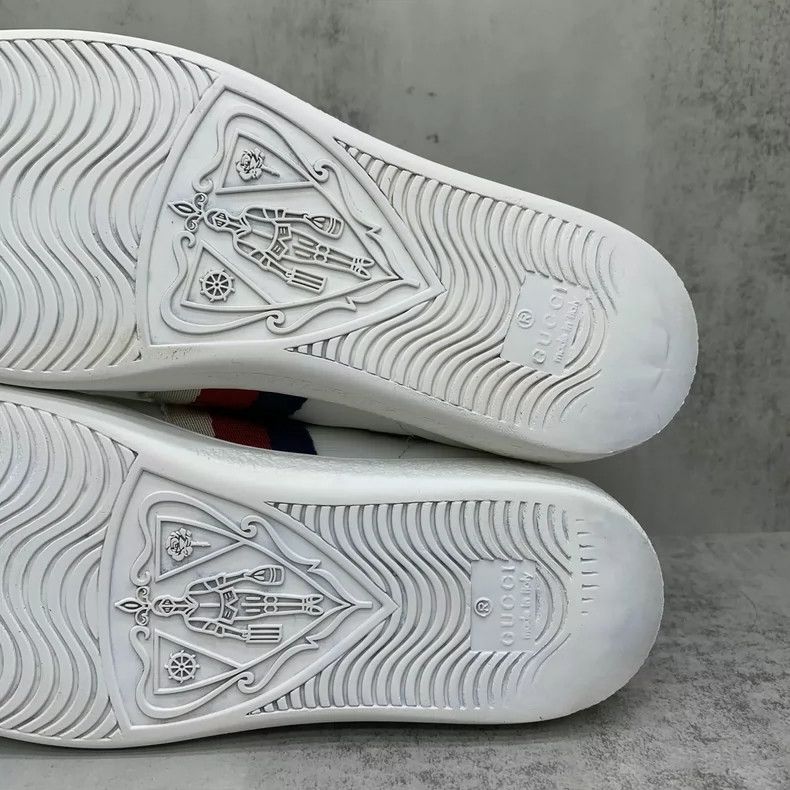 Gucci Gucci Bee Star Sneakers White Size 35 Size US 5 / IT 35 - 9 Thumbnail