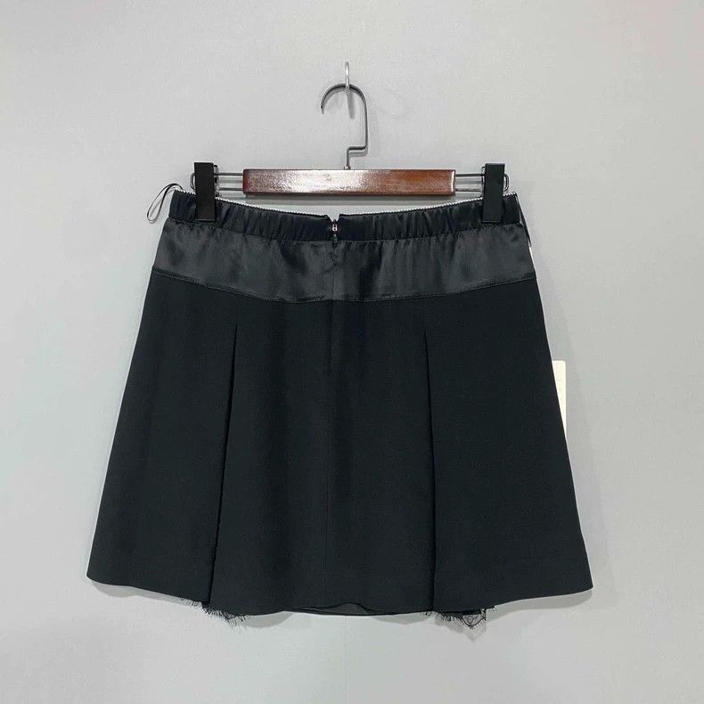 Louis Vuitton Black Louis Vuitton Pleated Skirt Size 38" / US 16 / IT 52 - 3 Thumbnail