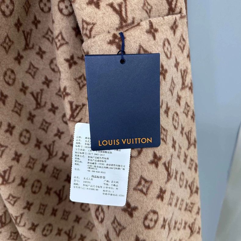 Louis Vuitton New Designed Brown Printed Coat with Detachable Sleeves Size S / US 4 / IT 40 - 8 Thumbnail
