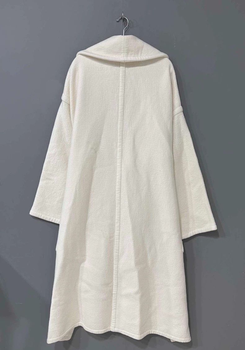 Louis Vuitton Louis Vuitton White Bathrobe Coat Size XL / US 12-14 / IT 48-50 - 3 Thumbnail