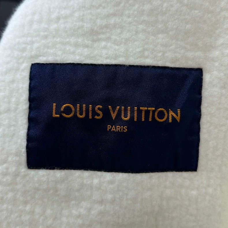 Louis Vuitton Louis Vuitton White Bathrobe Coat Size XL / US 12-14 / IT 48-50 - 5 Thumbnail