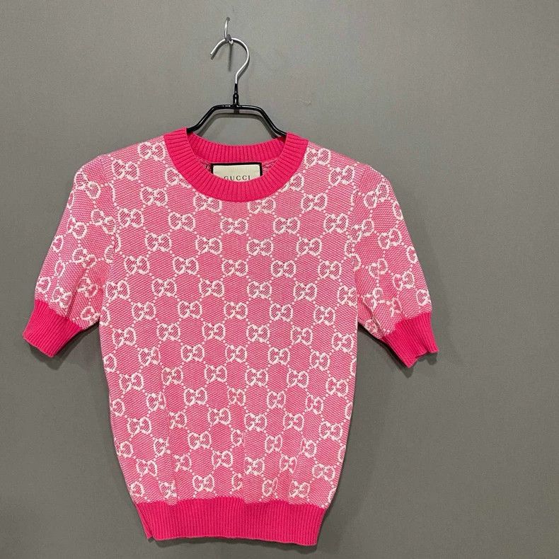 Gucci Pink Knit Short Sleeve Top by GUCCI Size XS / US 0-2 / IT 36-38 - 2 Thumbnail