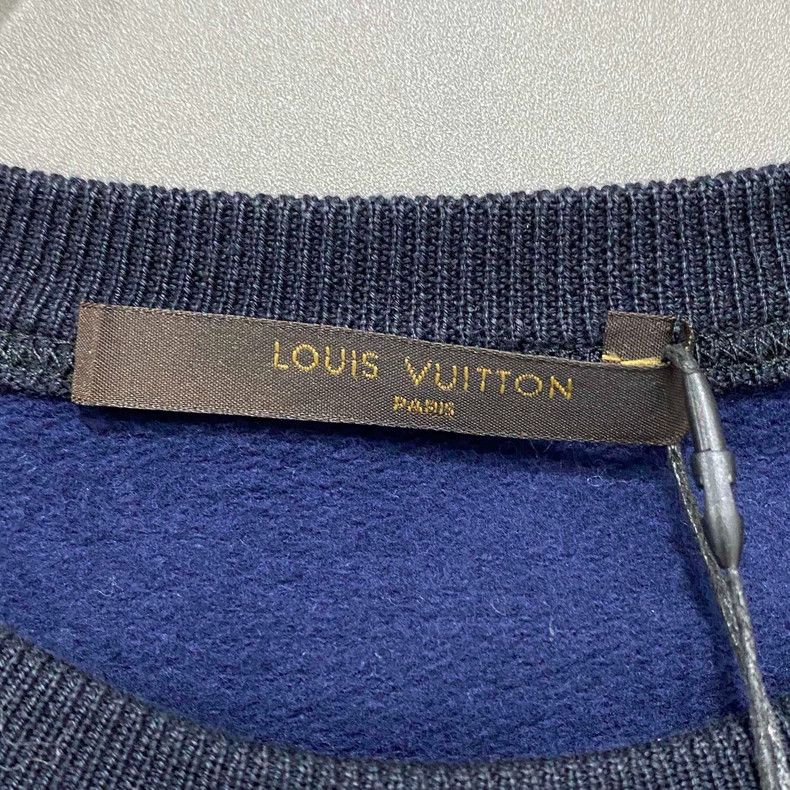 Louis Vuitton Blue Logo Sweatshirt by Louis Vuitton Size M / US 6-8 / IT 42-44 - 5 Thumbnail