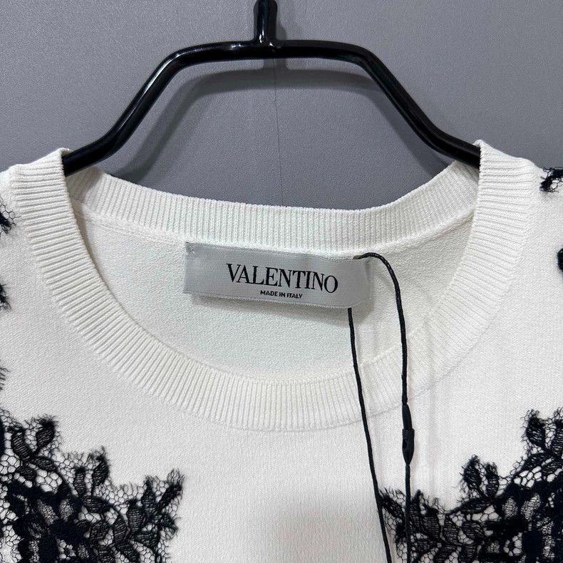 Valentino Ruffled Hem Dress with Black Lace Detail Size S / US 4 / IT 40 - 4 Thumbnail
