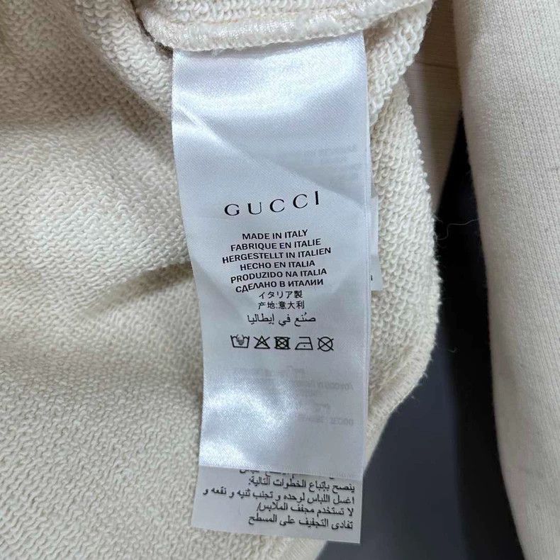 Gucci Cream Strawberry Print Hoodie by GUCCI Size XS / US 0-2 / IT 36-38 - 5 Thumbnail