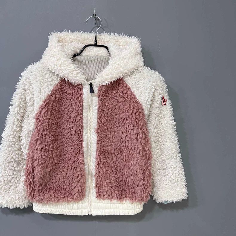 Moncler New Sherpa Lined Hooded Jacket with Logo Size M / US 6-8 / IT 42-44 - 2 Thumbnail