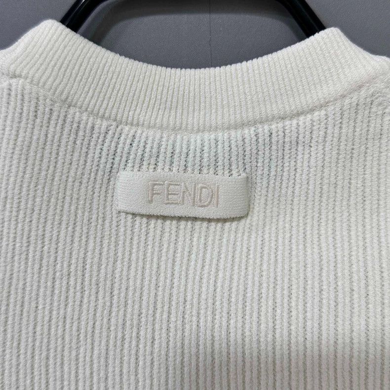 Fendi Fendi Short Sleeve Knitted Top with Logo Size S / US 4 / IT 40 - 4 Thumbnail