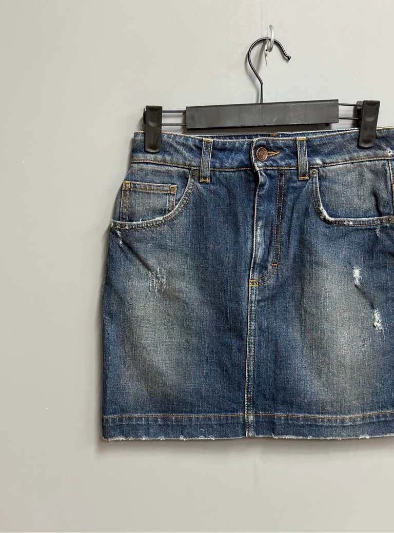 Dolce & Gabbana Dolce & Gabbana Distressed Denim Mini Skirt Size 38" / US 16 / IT 52 - 2 Thumbnail