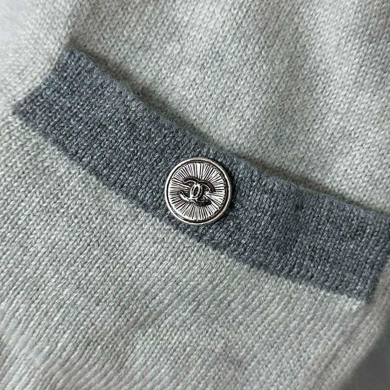 Chanel Gray Cashmere Cardigan by Chanel Size S / US 4 / IT 40 - 4 Thumbnail
