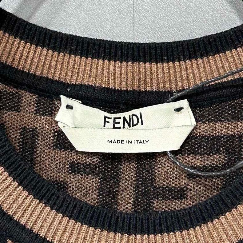 Fendi FENDI Printed Knit Dress in Excellent Condition Size M / US 6-8 / IT 42-44 - 4 Thumbnail