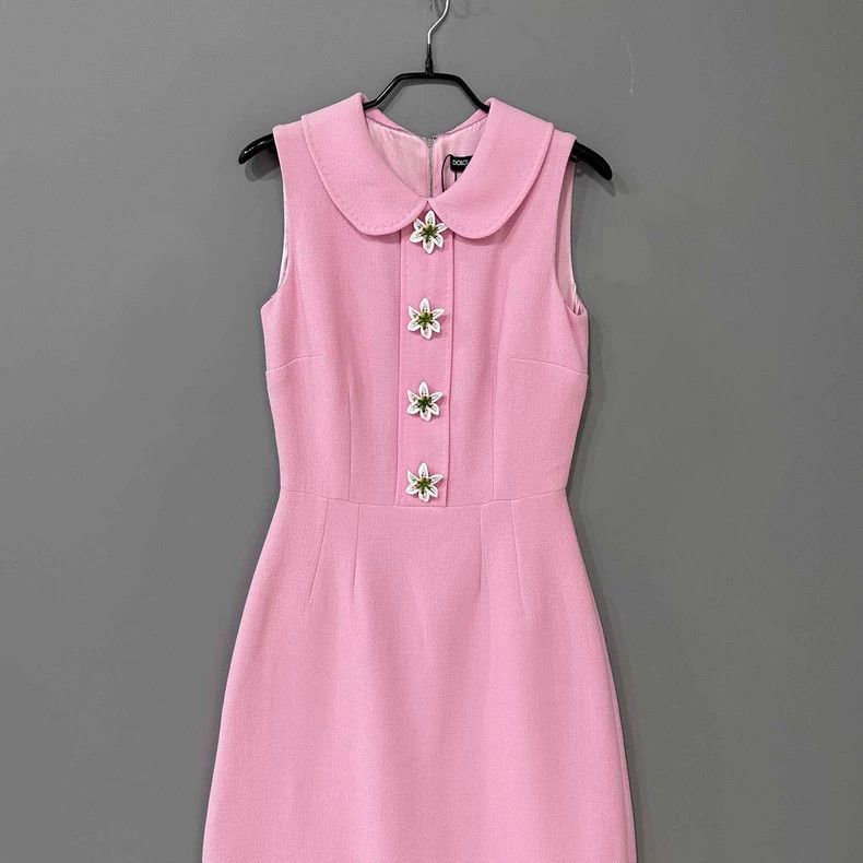 Dolce & Gabbana Pink Silk Dress with Flower Buttons Size M / US 6-8 / IT 42-44 - 2 Thumbnail