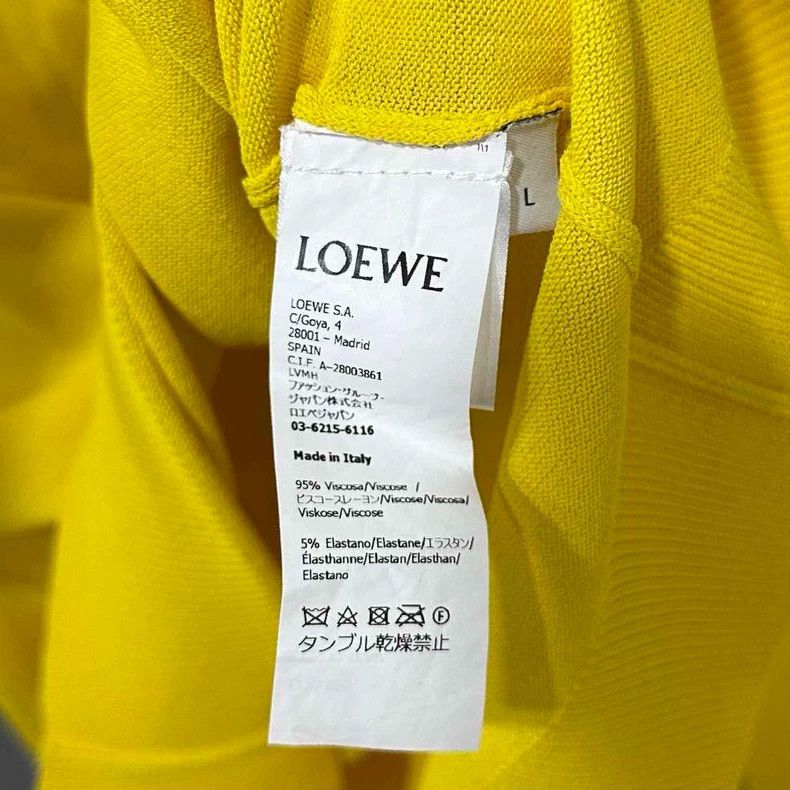 Loewe Yellow V-Neck Sweater with Logo Size L / US 10 / IT 46 - 6 Thumbnail