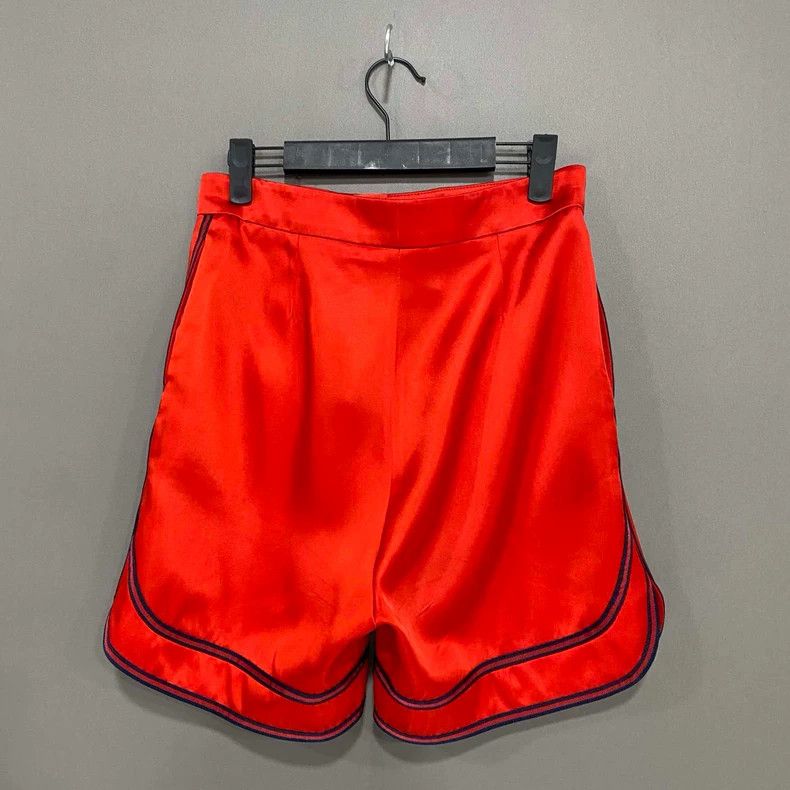 Gucci Red Gucci Shorts with Contrast Trim Size 38" / US 16 / IT 52 - 3 Thumbnail