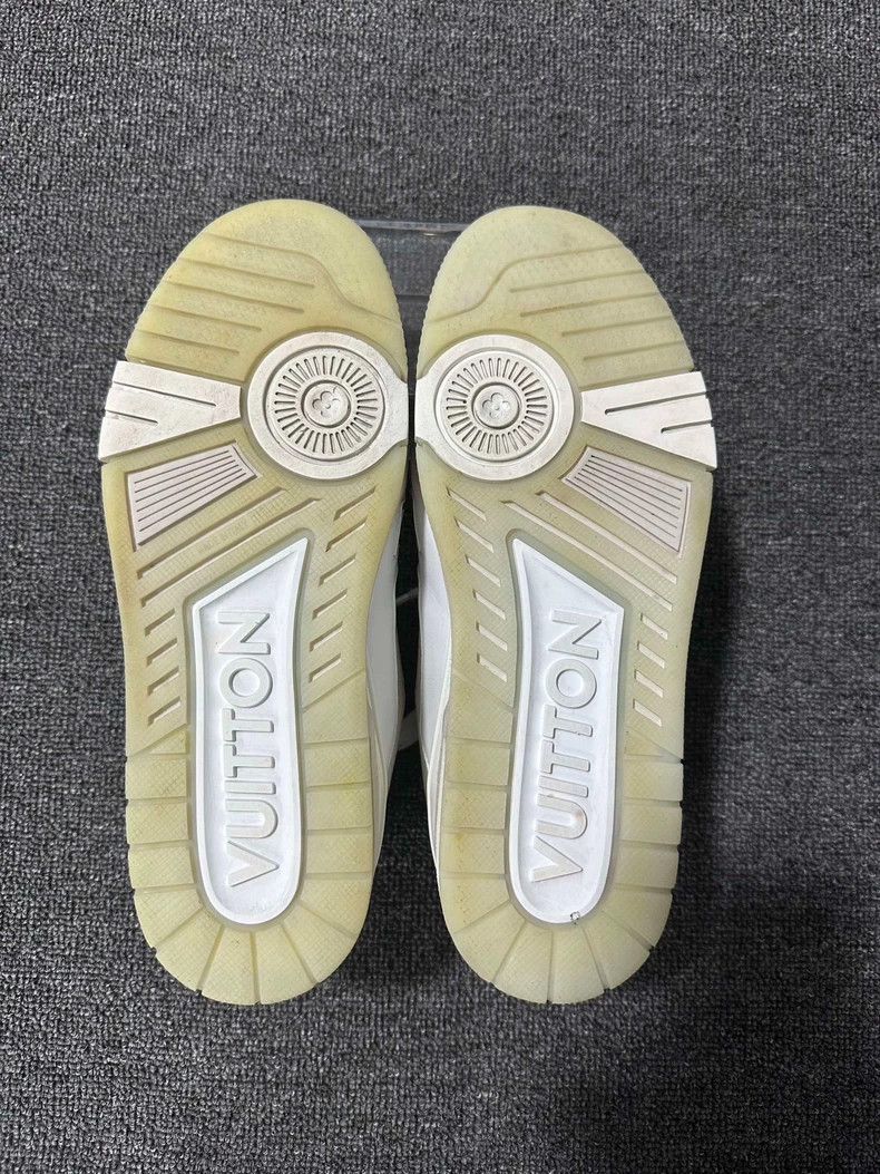 Louis Vuitton White Louis Vuitton Trainer Sneakers Size US 9 / IT 39 - 6 Thumbnail