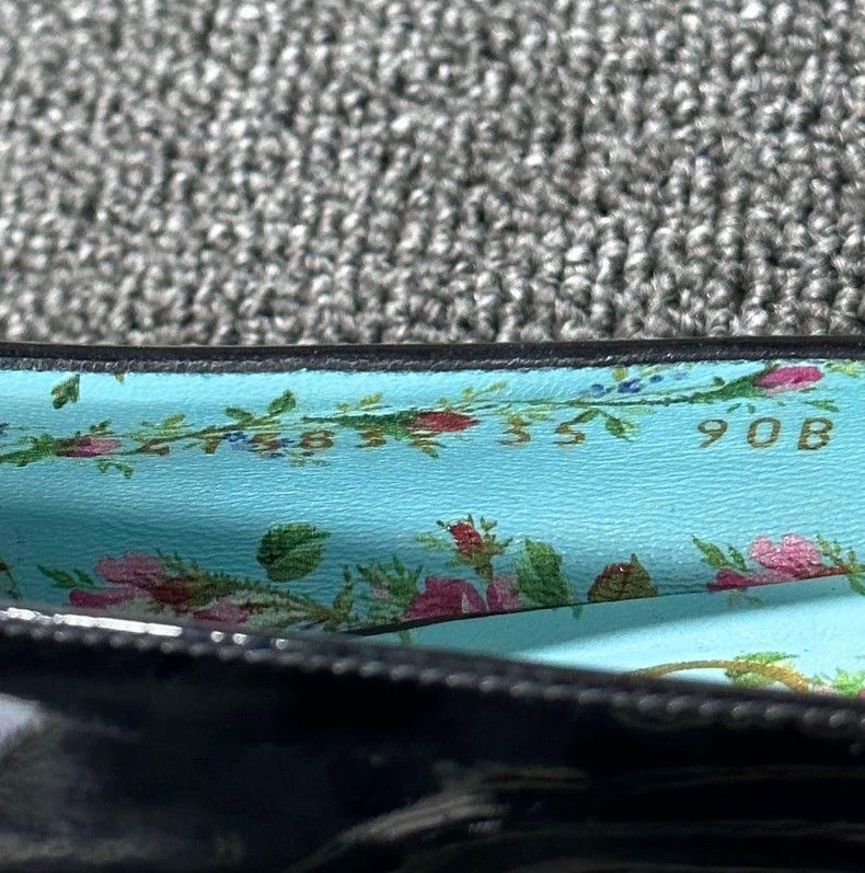 Gucci Black Mary Jane Shoes with Bee Logo Size US 5 / IT 35 - 5 Thumbnail