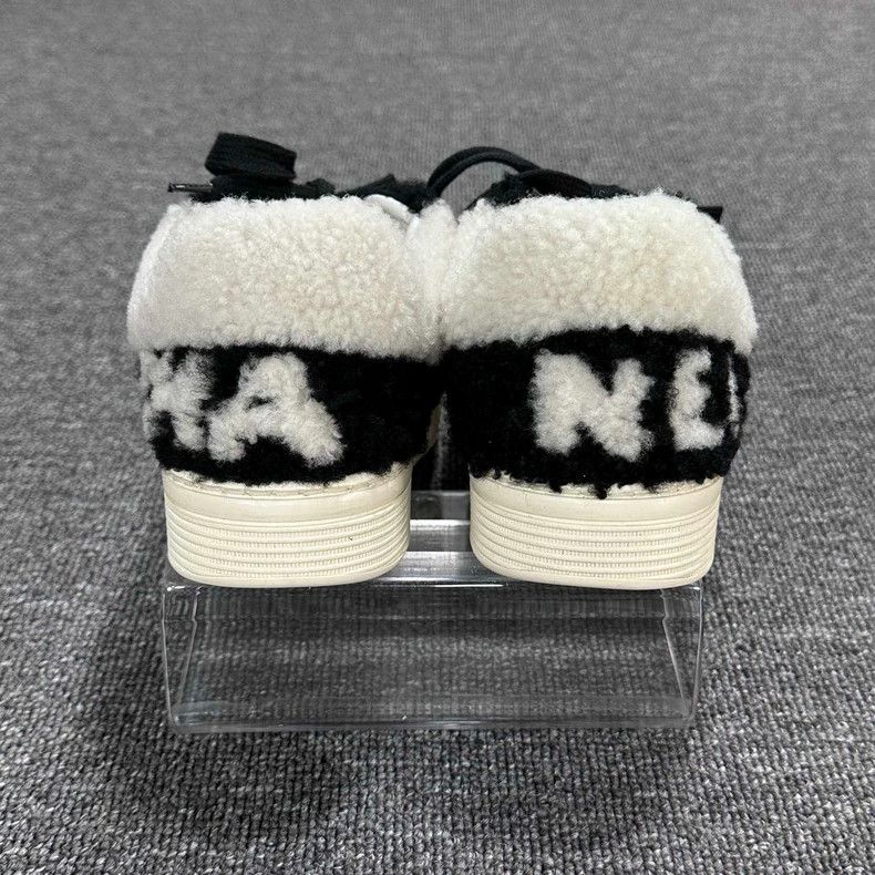 Chanel Black and White Faux Fur Sneakers Size US 6 / IT 36 - 5 Thumbnail