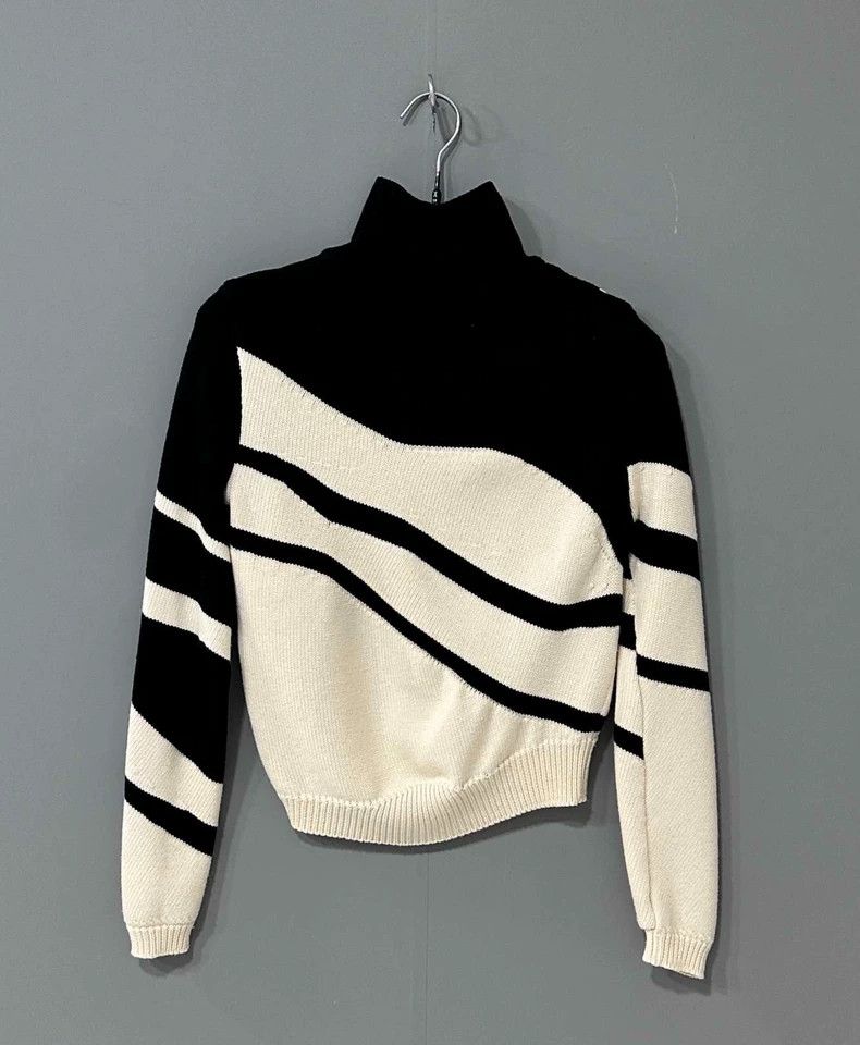 Dior Irregular Knit Sweater by Dior Size XS / US 0-2 / IT 36-38 - 3 Thumbnail