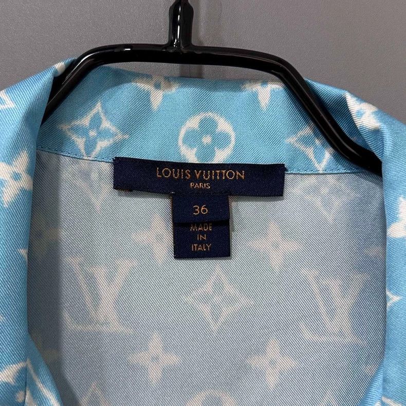 Louis Vuitton Light Blue Printed Silk Shirt by Louis Vuitton Size S / US 4 / IT 40 - 4 Thumbnail