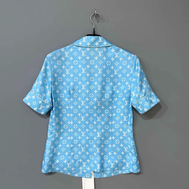 Louis Vuitton Light Blue Printed Silk Shirt by Louis Vuitton Size S / US 4 / IT 40 - 3 Thumbnail
