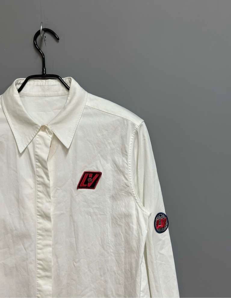Louis Vuitton Louis Vuitton Logo Embroidered Shirt Size M / US 6-8 / IT 42-44 - 3 Thumbnail