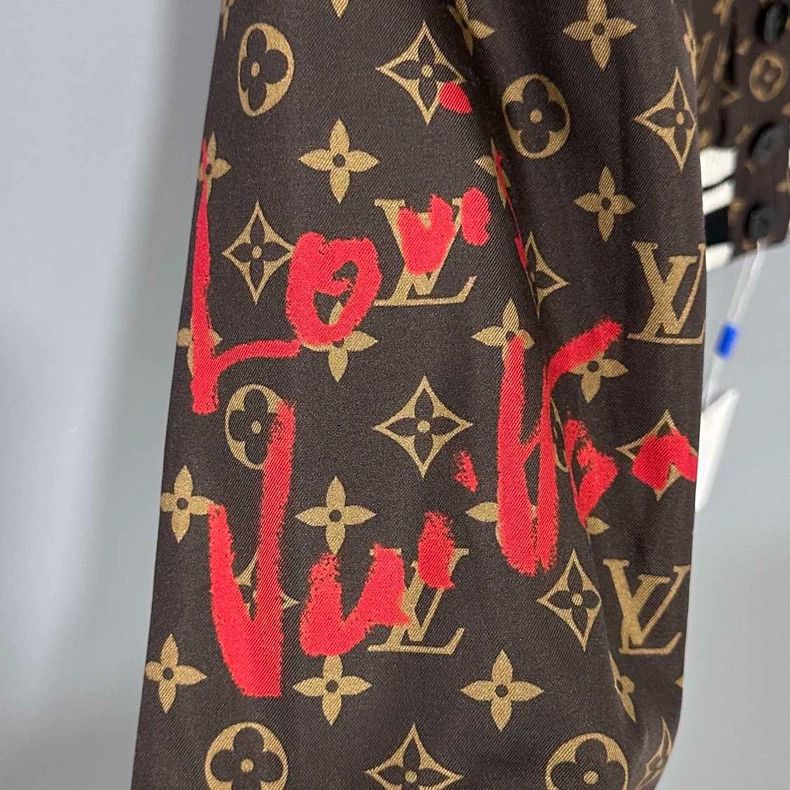 Louis Vuitton Double-Sided Print LV Jacket Size L / US 10 / IT 46 - 5 Thumbnail
