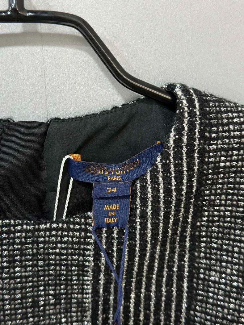 Louis Vuitton Louis Vuitton Tweed Dress with Tags Size XS / US 0-2 / IT 36-38 - 5 Thumbnail