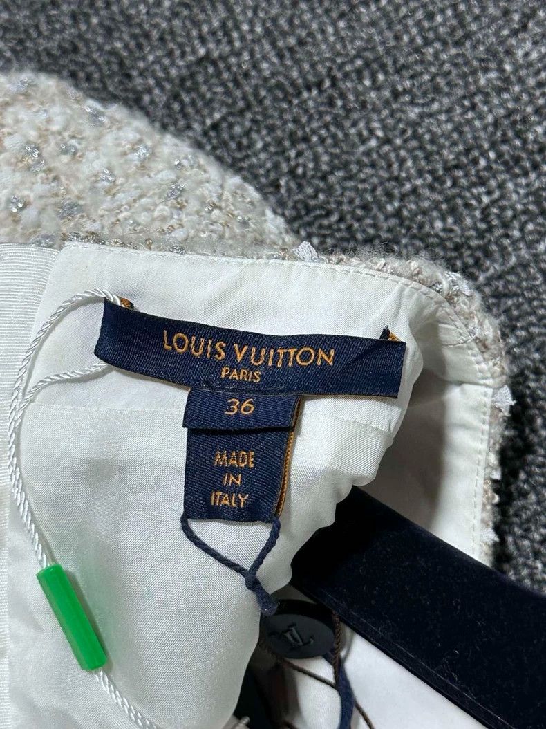 Louis Vuitton New Louis Vuitton Tweed Belted Dress Size S / US 4 / IT 40 - 6 Thumbnail