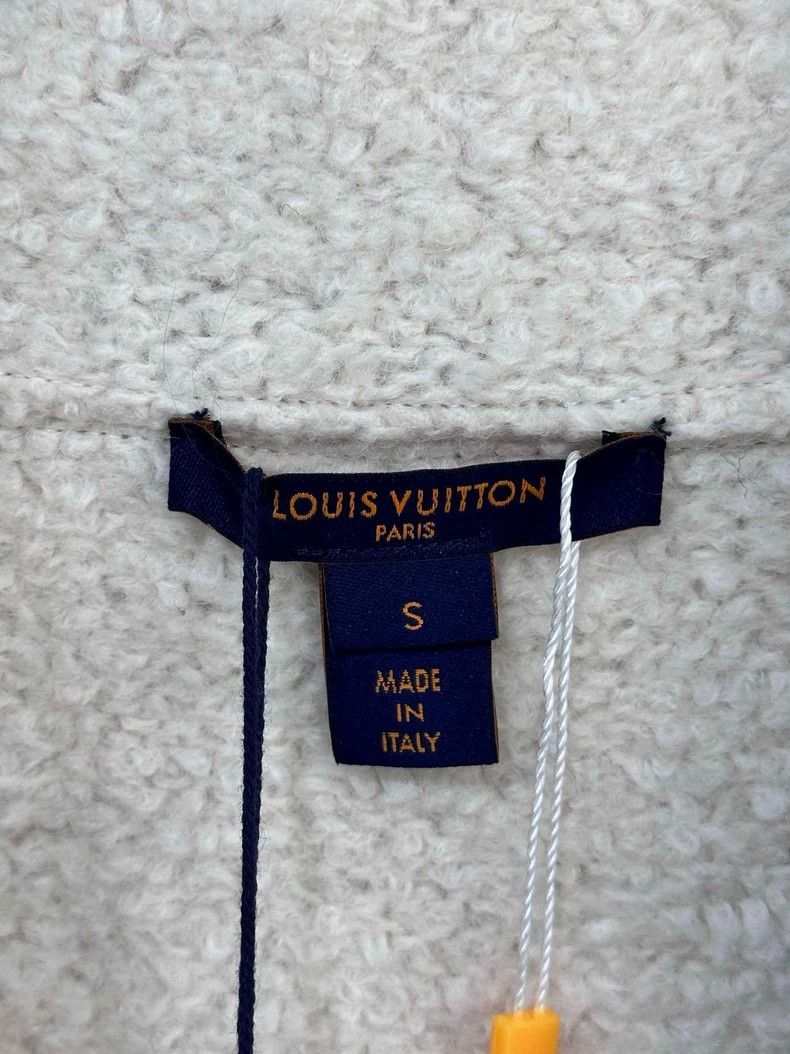 Louis Vuitton Louis Vuitton Shearling Jacket with Black Trim Size S / US 4 / IT 40 - 4 Thumbnail