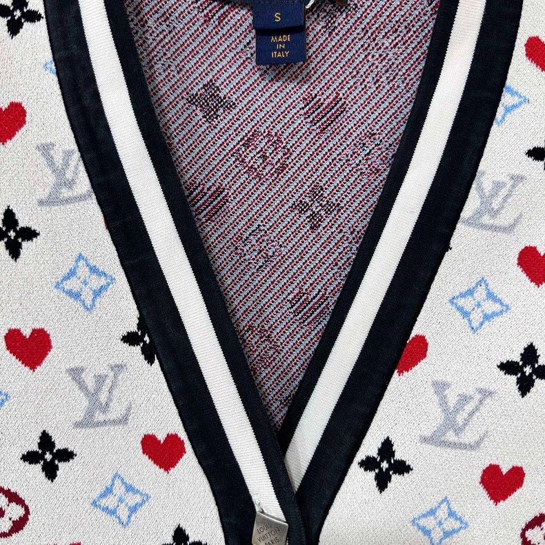 Louis Vuitton LV Printed Short Cardigan in White Size S / US 4 / IT 40 - 4 Thumbnail