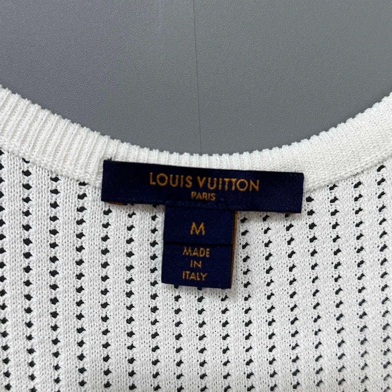 Louis Vuitton Louis Vuitton Knit Tank Top with Lobster Clasp Size M / US 6-8 / IT 42-44 - 4 Thumbnail