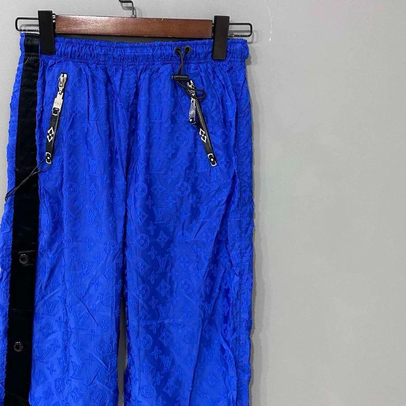 Louis Vuitton Blue Louis Vuitton Logo Print Trousers Size 36" / US 14 / IT 50 - 2 Thumbnail
