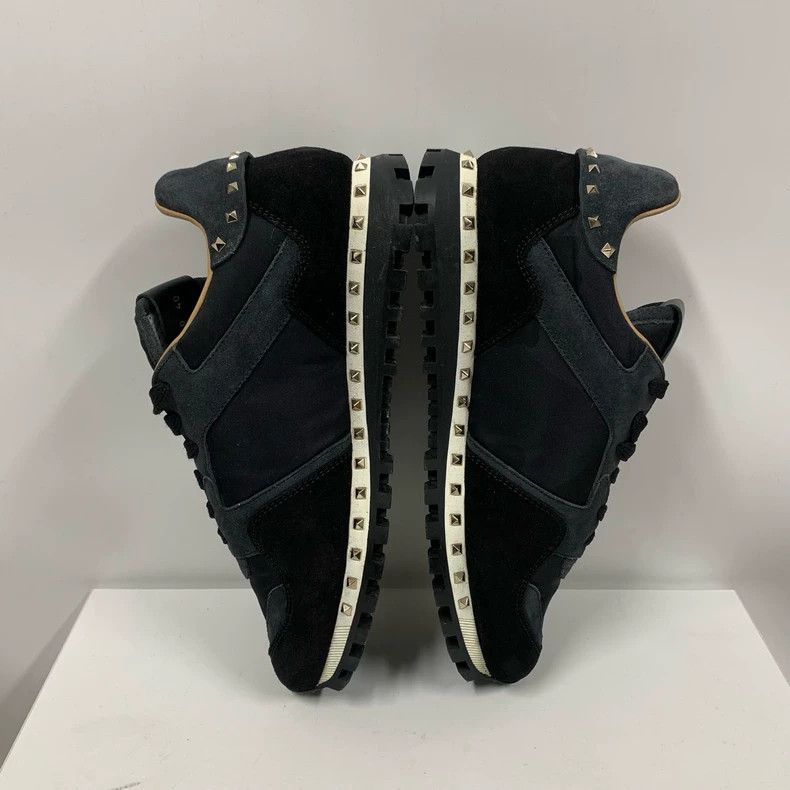 Valentino Valentino Studded Sneakers in Excellent Condition Size US 10 / IT 40 - 5 Thumbnail