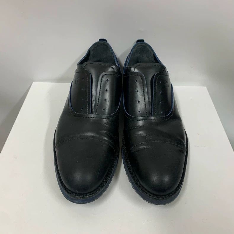 Louis Vuitton Classic Black LV Loafers with Blue Detailing Size US 9 / IT 39 - 2 Thumbnail