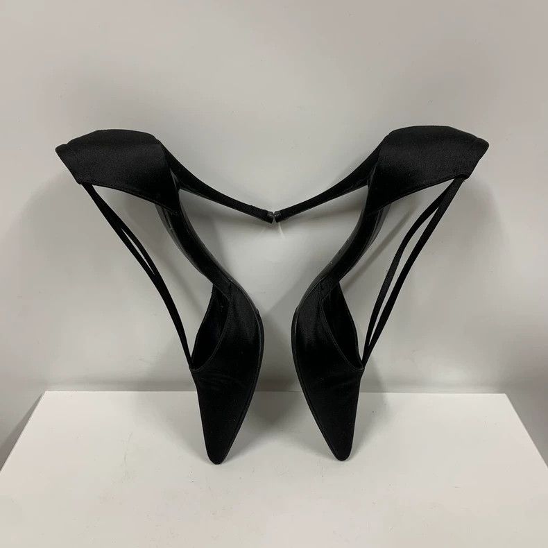 Roger Vivier Roger Vivier Black High Heels Size 35 Size US 5 / IT 35 - 4 Thumbnail