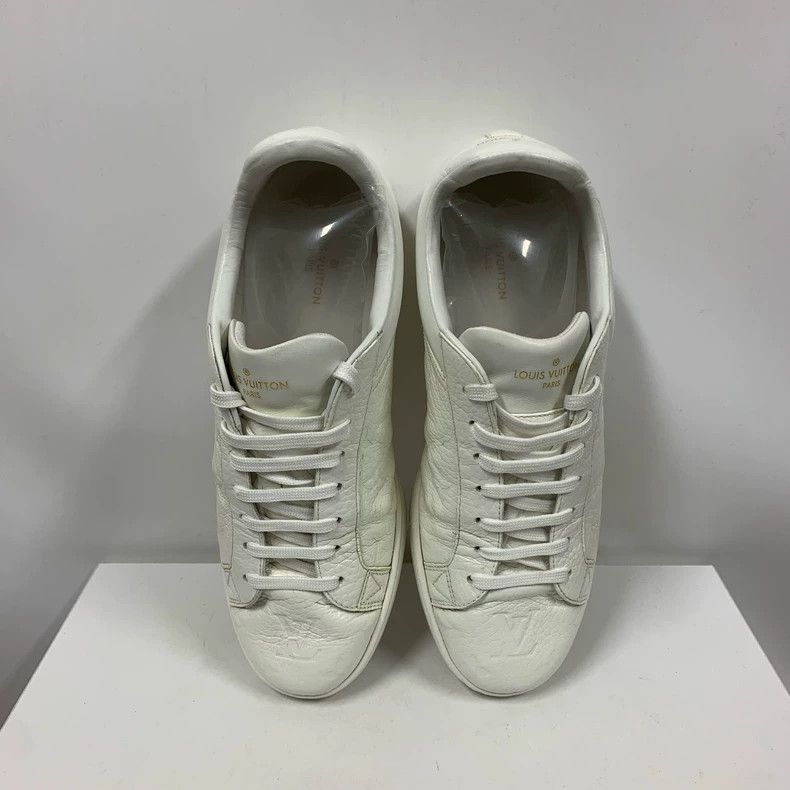 Louis Vuitton Louis Vuitton White Embossed Sneakers Size 7 Size US 7 / IT 37 - 3 Thumbnail