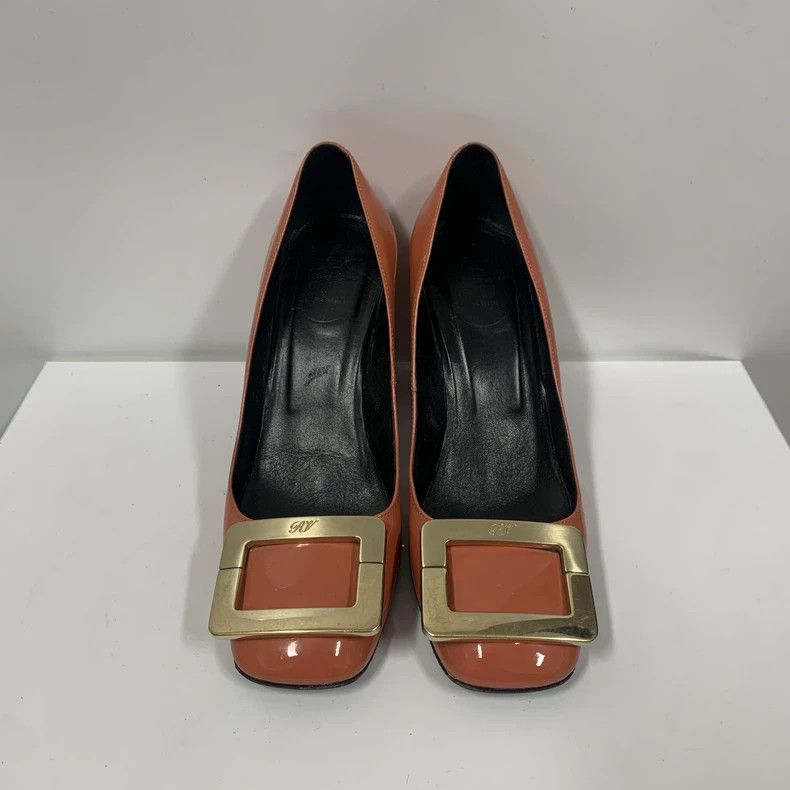 Roger Vivier Roger Vivier Orange Patent Heels Size 35 Size US 5 / IT 35 - 2 Thumbnail