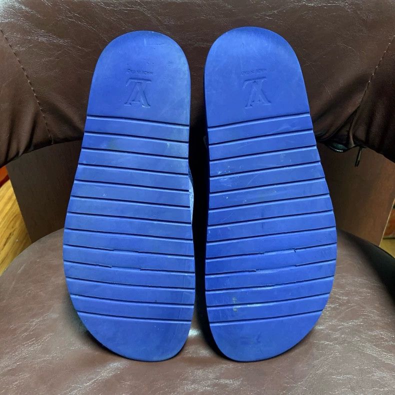 Louis Vuitton Louis Vuitton Velcro Slides Size 8 Size US 8 / IT 38 - 7 Thumbnail