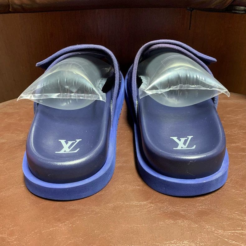 Louis Vuitton Louis Vuitton Velcro Slides Size 8 Size US 8 / IT 38 - 6 Thumbnail